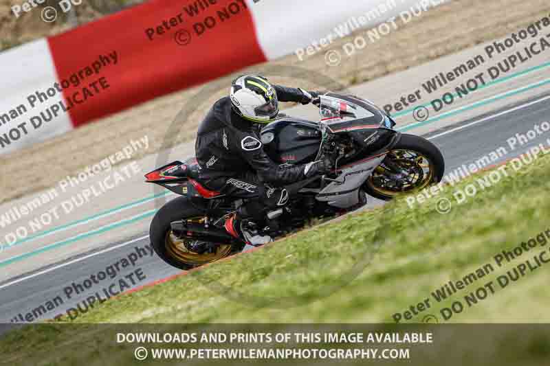 cadwell no limits trackday;cadwell park;cadwell park photographs;cadwell trackday photographs;enduro digital images;event digital images;eventdigitalimages;navarra;no limits trackdays;peter wileman photography;racing digital images;trackday digital images;trackday photos